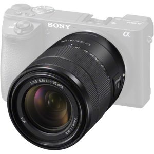 Sony E 18-135mm f:3.5-5.6 OSS Lens